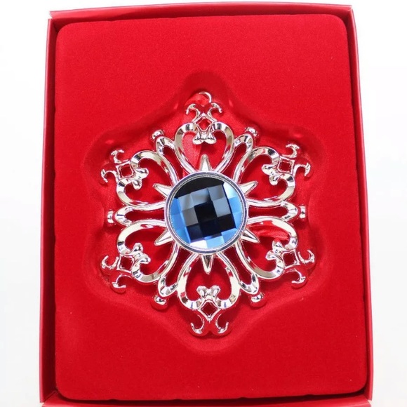 Lenox Gemmed Snowflake Ornament NWT - Picture 3 of 3